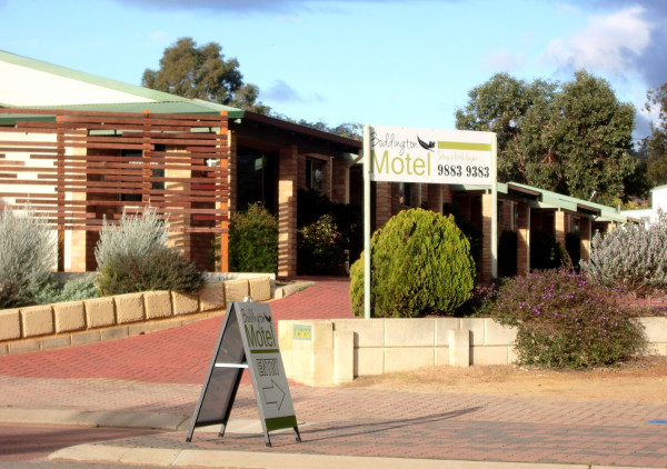 Boddington Motel Logo